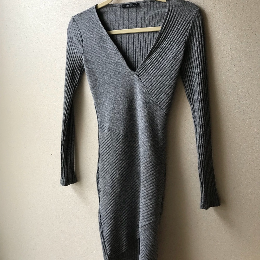 BERSHKA TIGHT DRESS✨